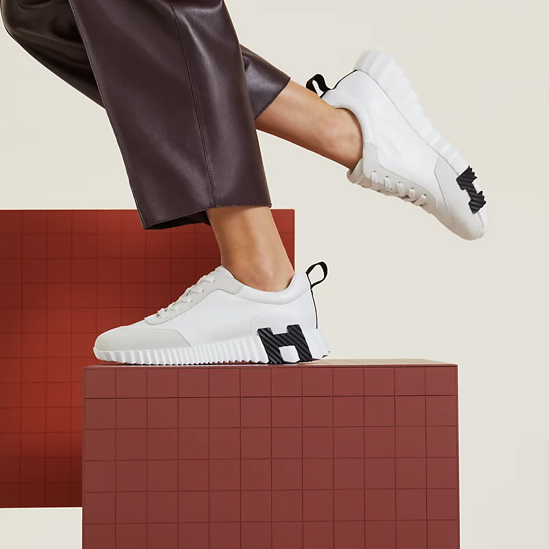 bouncing-sneaker--242212Z90-worn-3-0-0-800-800_g