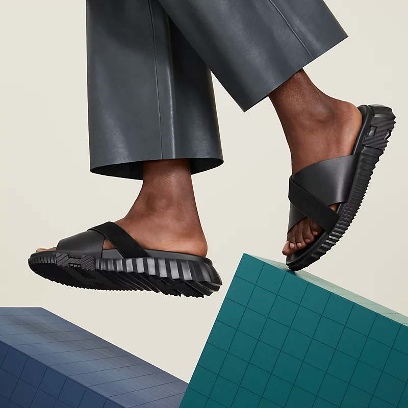 infra-sandal--242865ZH01-worn-2-0-0-800-800_g