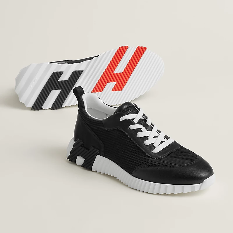 bouncing-sneaker black